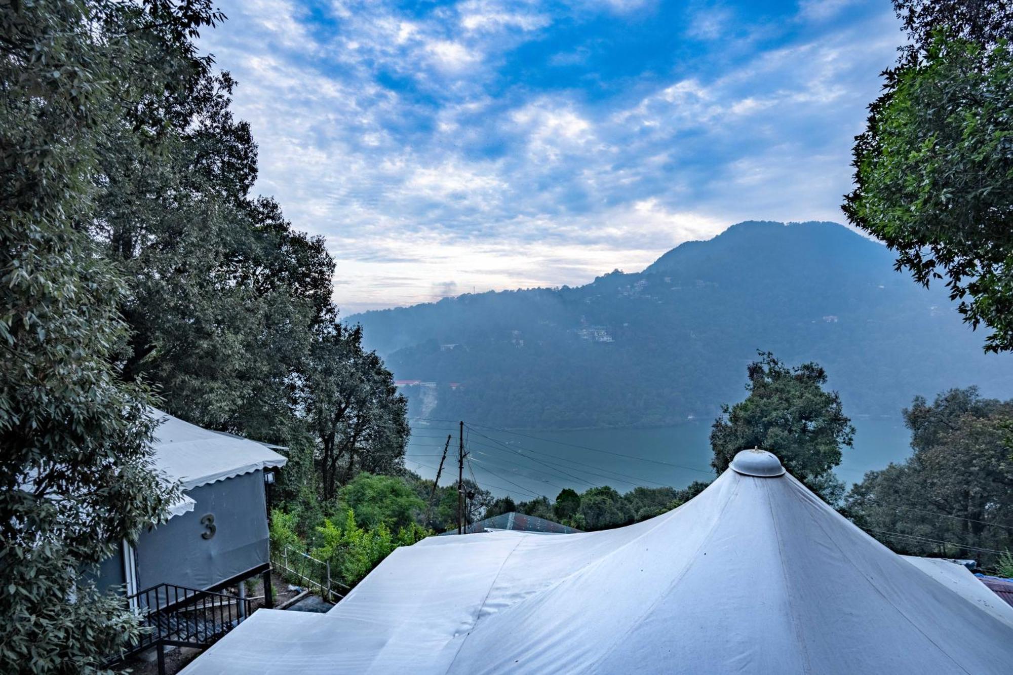The Whispering Oaks Nainital Exterior foto