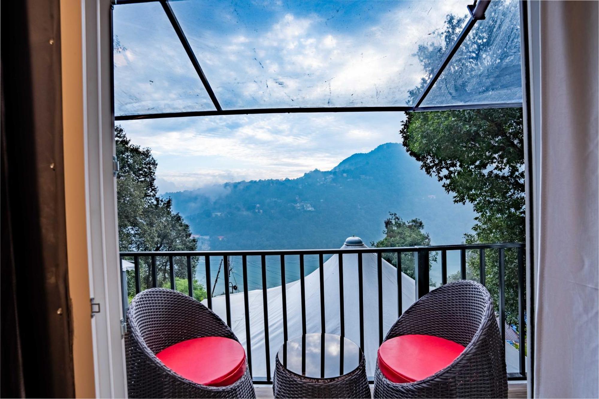 The Whispering Oaks Nainital Exterior foto