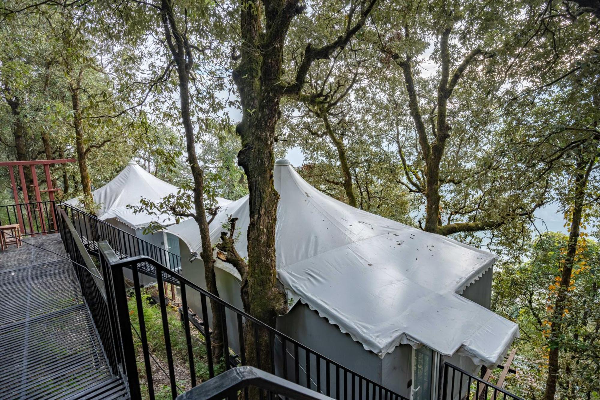 The Whispering Oaks Nainital Exterior foto